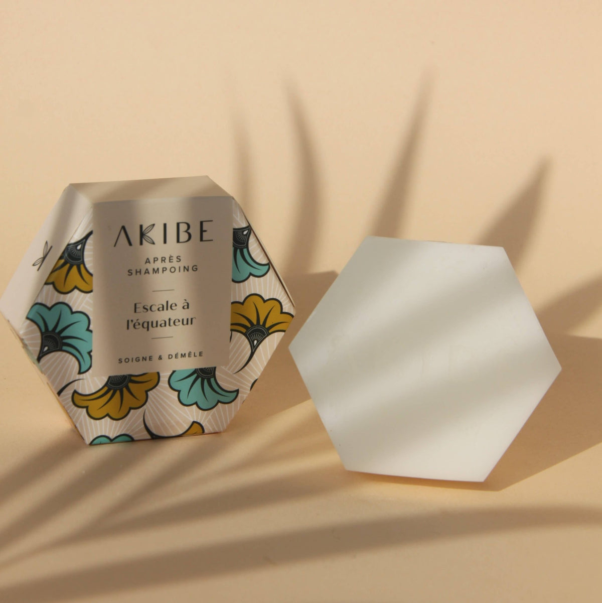 UNIVERSAL SOLID CONDITIONER BAR - Zoja Beauty - AKIBE